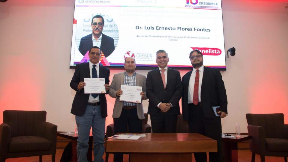 Creson expone sus logros en Foro Internacional de Empoderamiento Docente